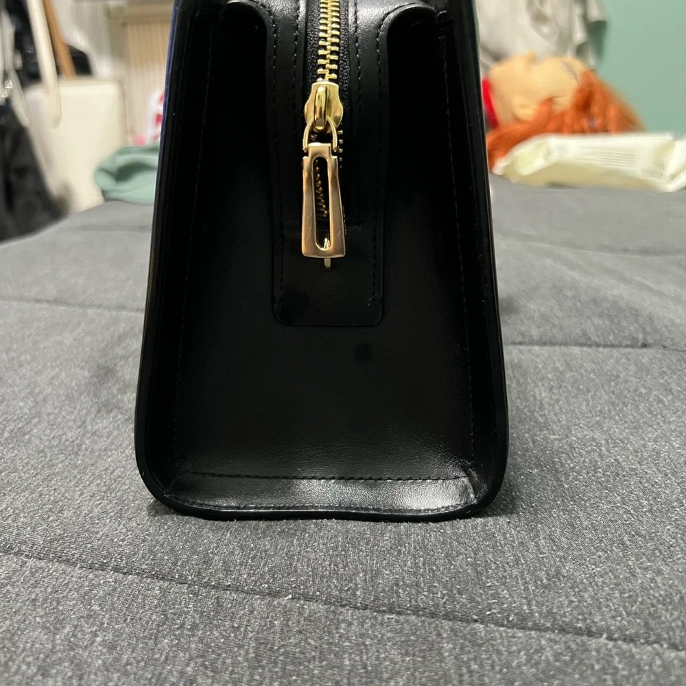 Coach hand bag - Picture 8 of 9